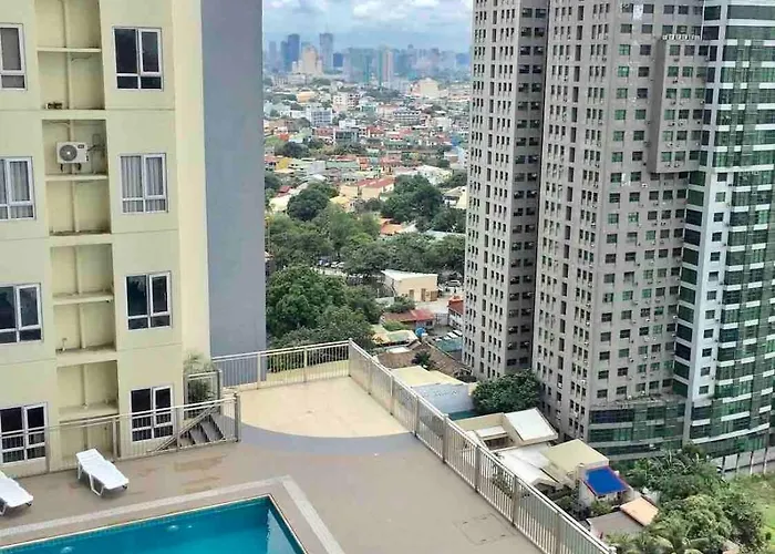 In Qc Wifi With Free Pool & Gym Access Mrt Accessible *
