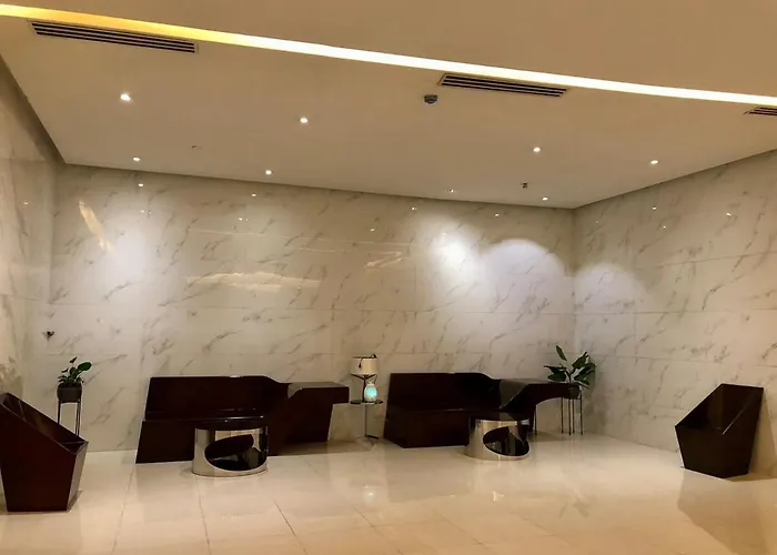 In Qc Wifi With Free Pool & Gym Access Mrt Accessible Apartment