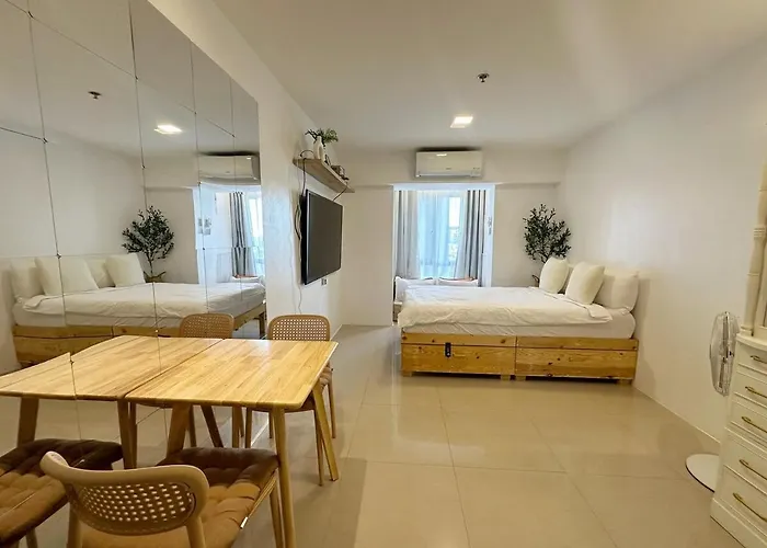 In Qc Wifi With Free Pool & Gym Access Mrt Accessible *